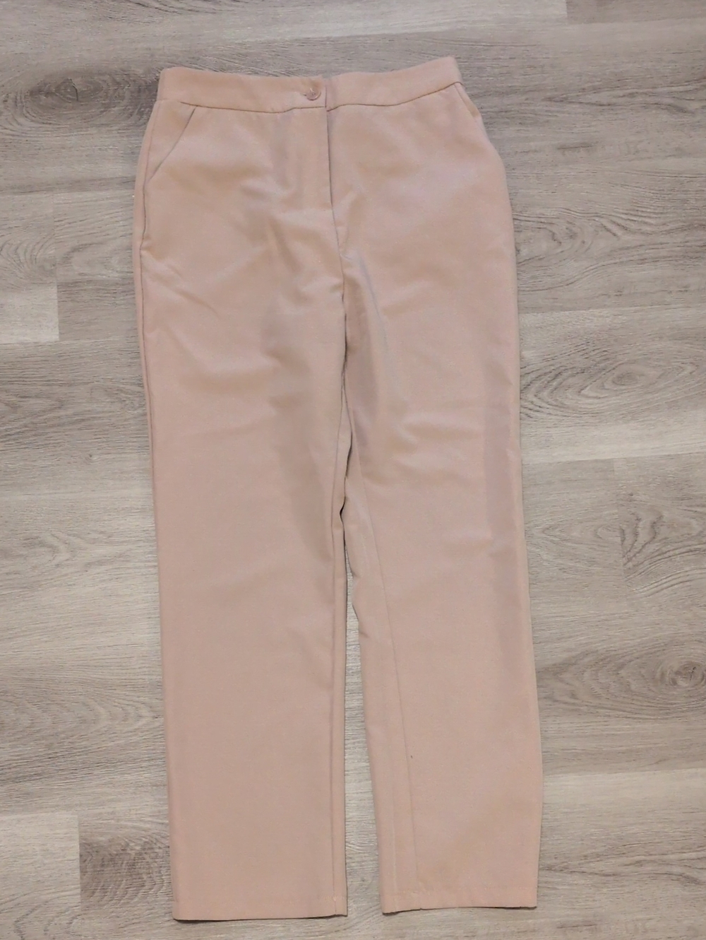 Peach Pants 🍑